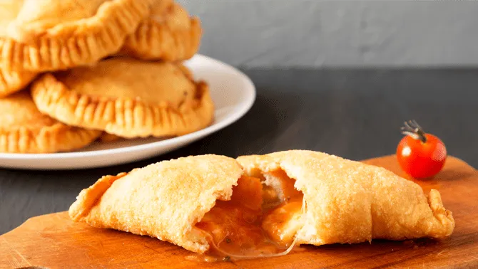 Homemade panzerotti – cooking class in Milan